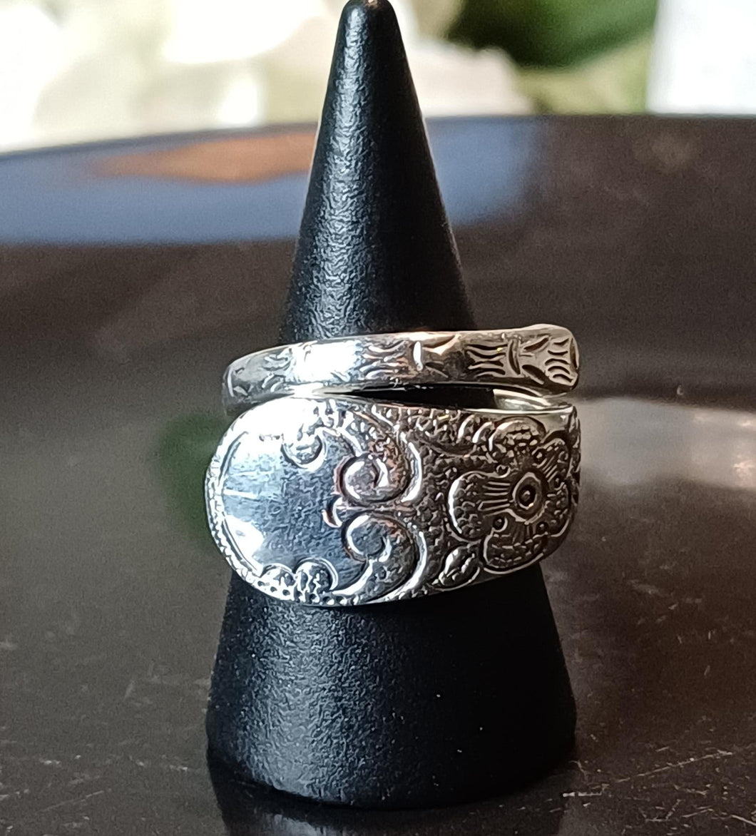 JASMINE SPOON RING