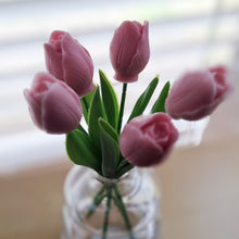 TULIP CANDLES IN VASE
