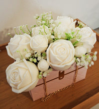 WHITE FLORALS BOUQUET