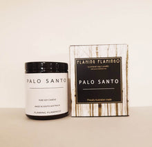 PALO SANTO soy candle with essential oils - flaming flamingo 